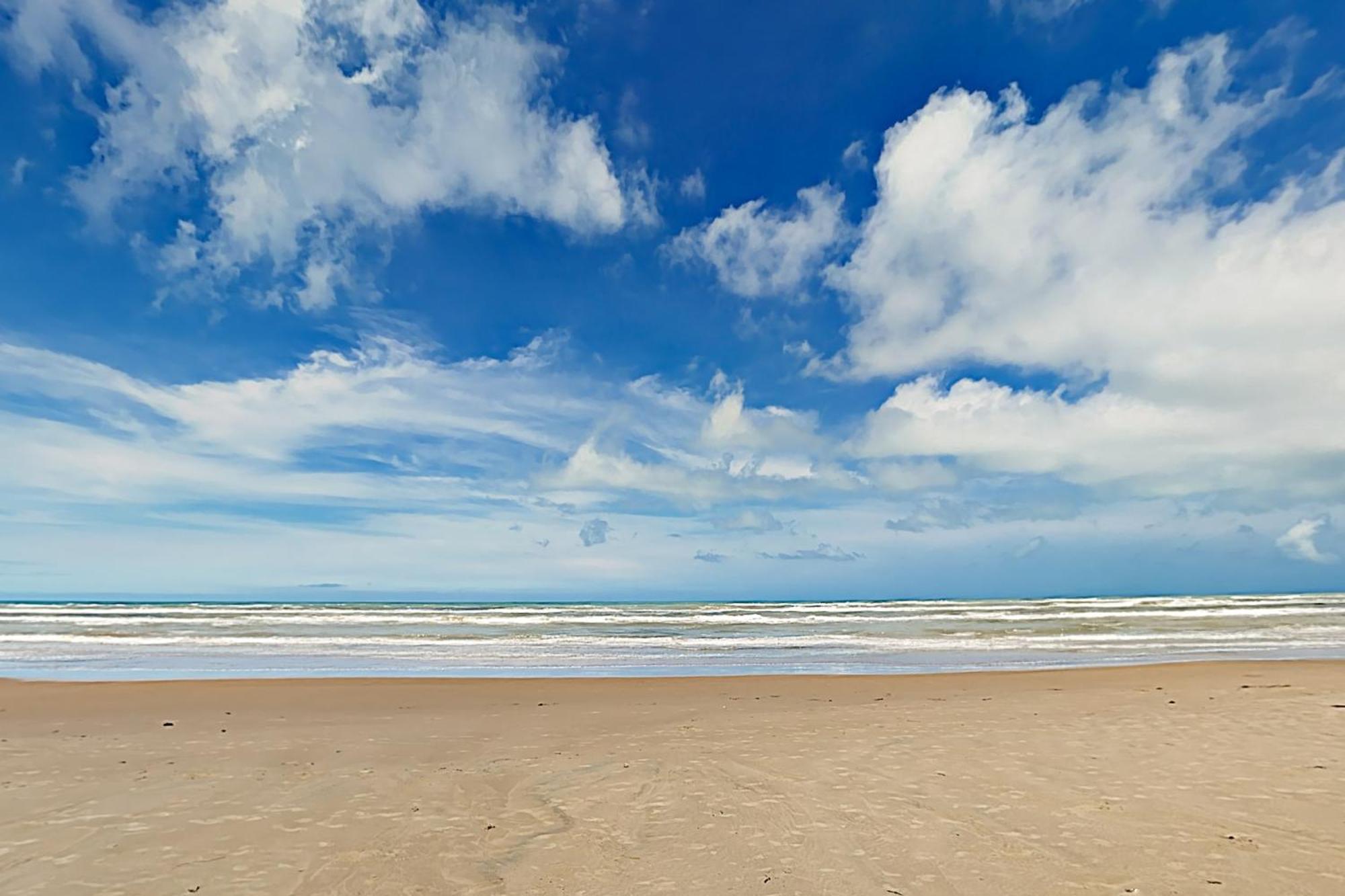 Suntide III Condominiums South Padre Island Room photo